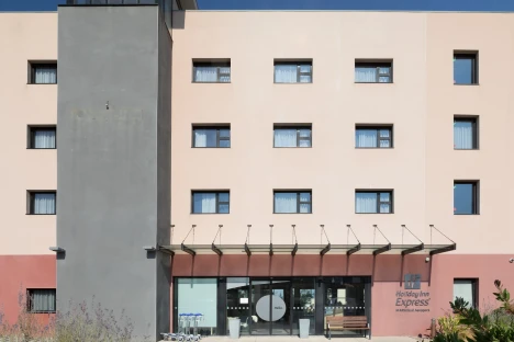 Holiday Inn Express Marseille Airport