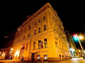 William Sivek Hotels