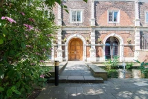 Safestay Holland Park