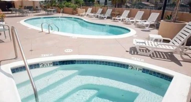 Quality Inn Airport Sea World Area