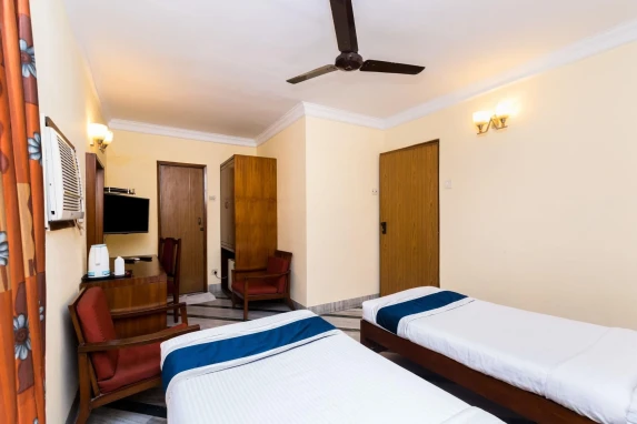 Oyo 4621 Hotel Camac Plaza