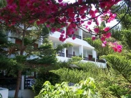 Daphne Hotel