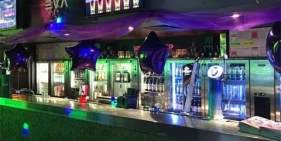 The Lounge by EVA