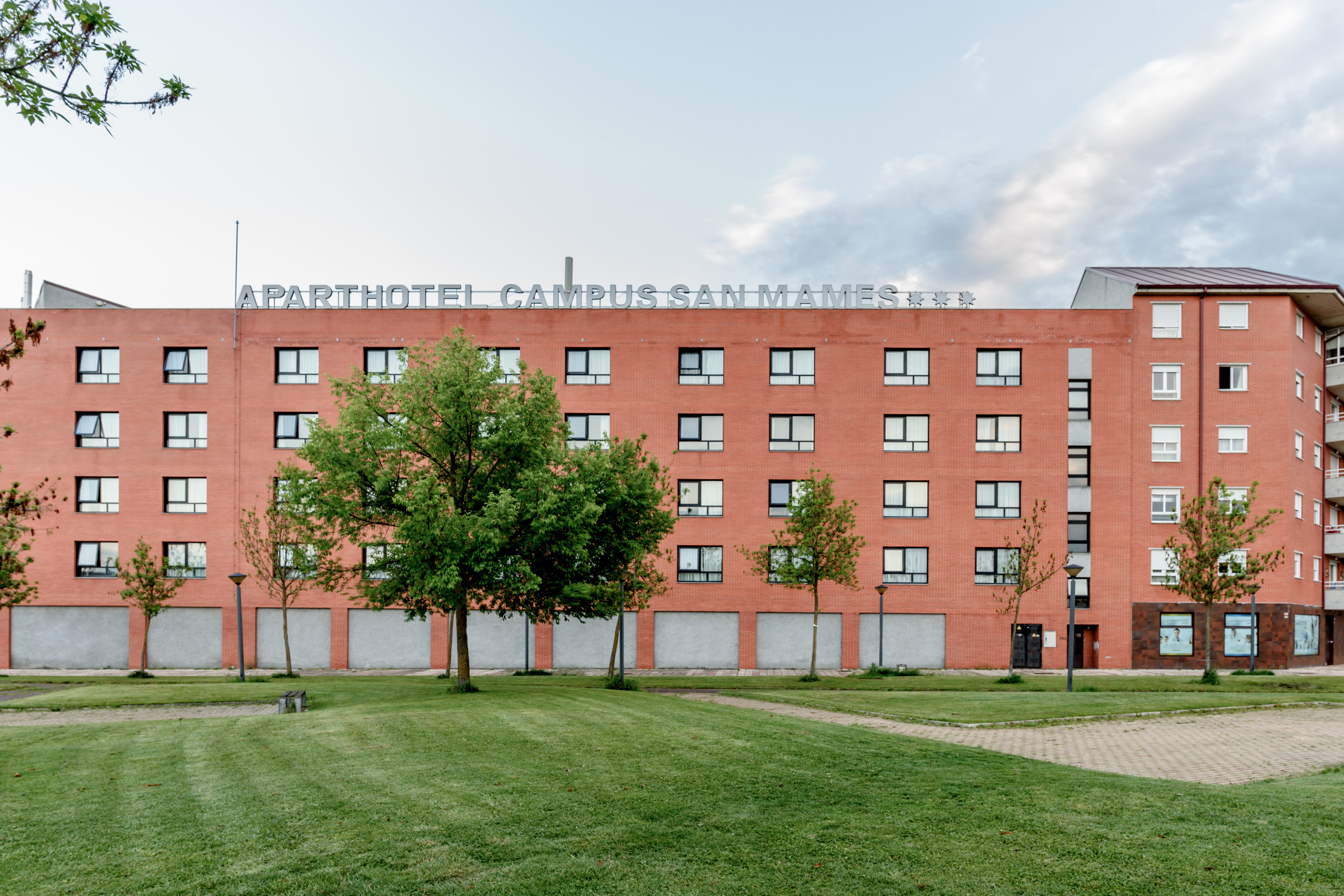 Exe Campus San Mames Aparthotel