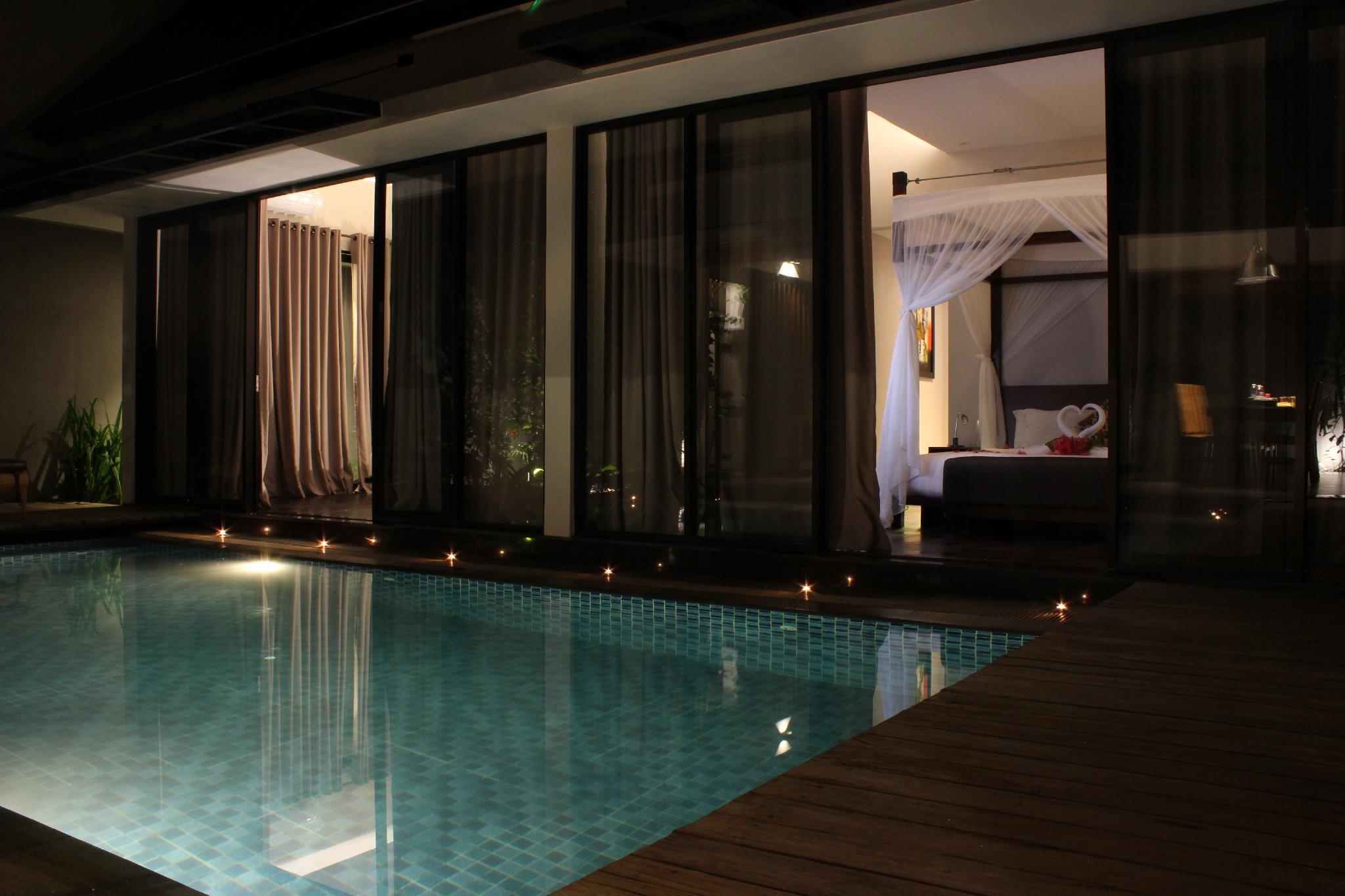 Lagoi Bay Villas