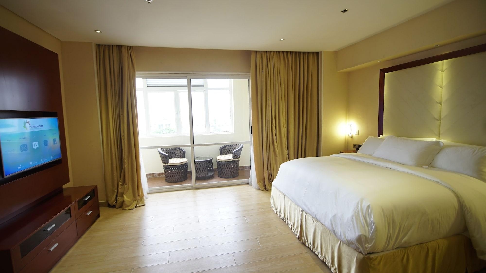 Pearlwort Hotel And Suites
