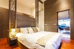 Villa Paradesa by Lofty