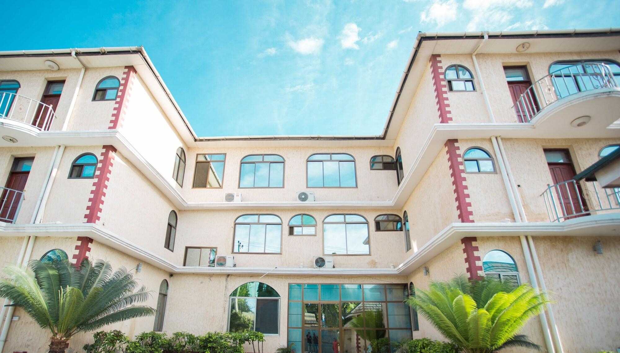 Varlek Hotel