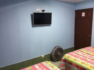 Euro Hostal - Hostel