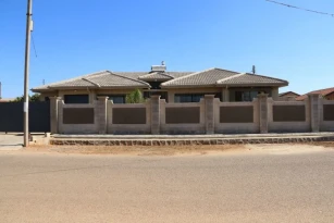 Grey Oak Holiday House