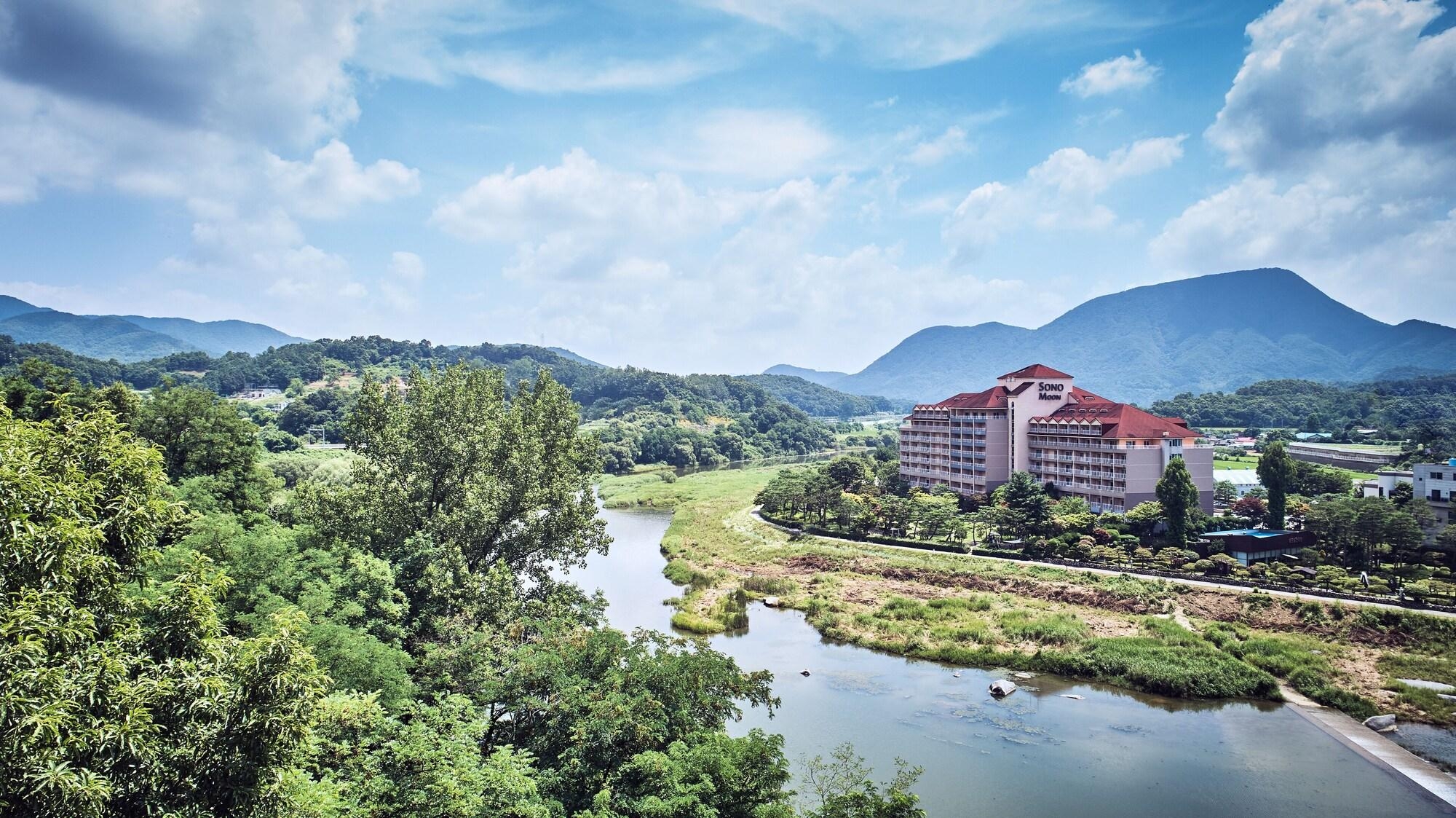 Sono Moon Yangpyeong (formerly Daemyung Resort Yan