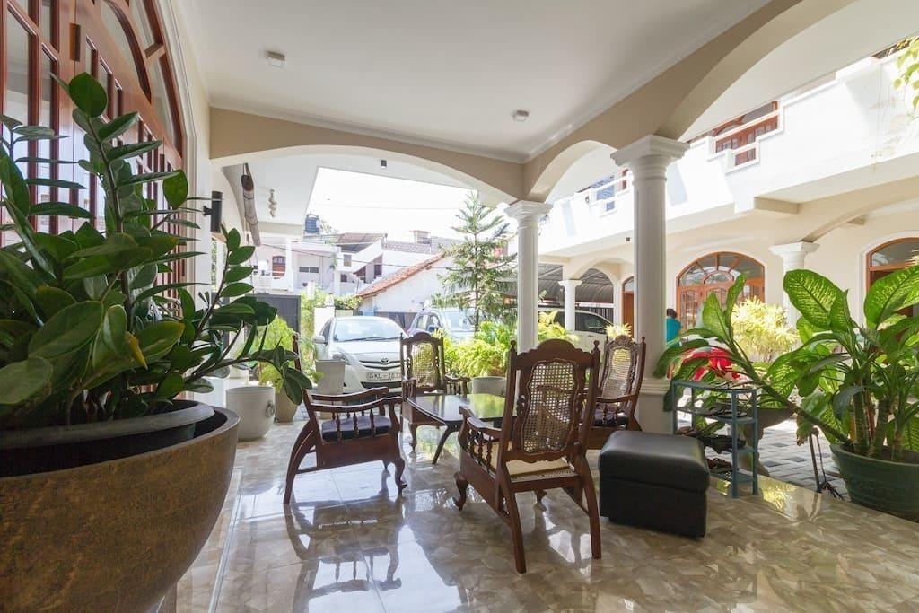 Angel Inn Guest House