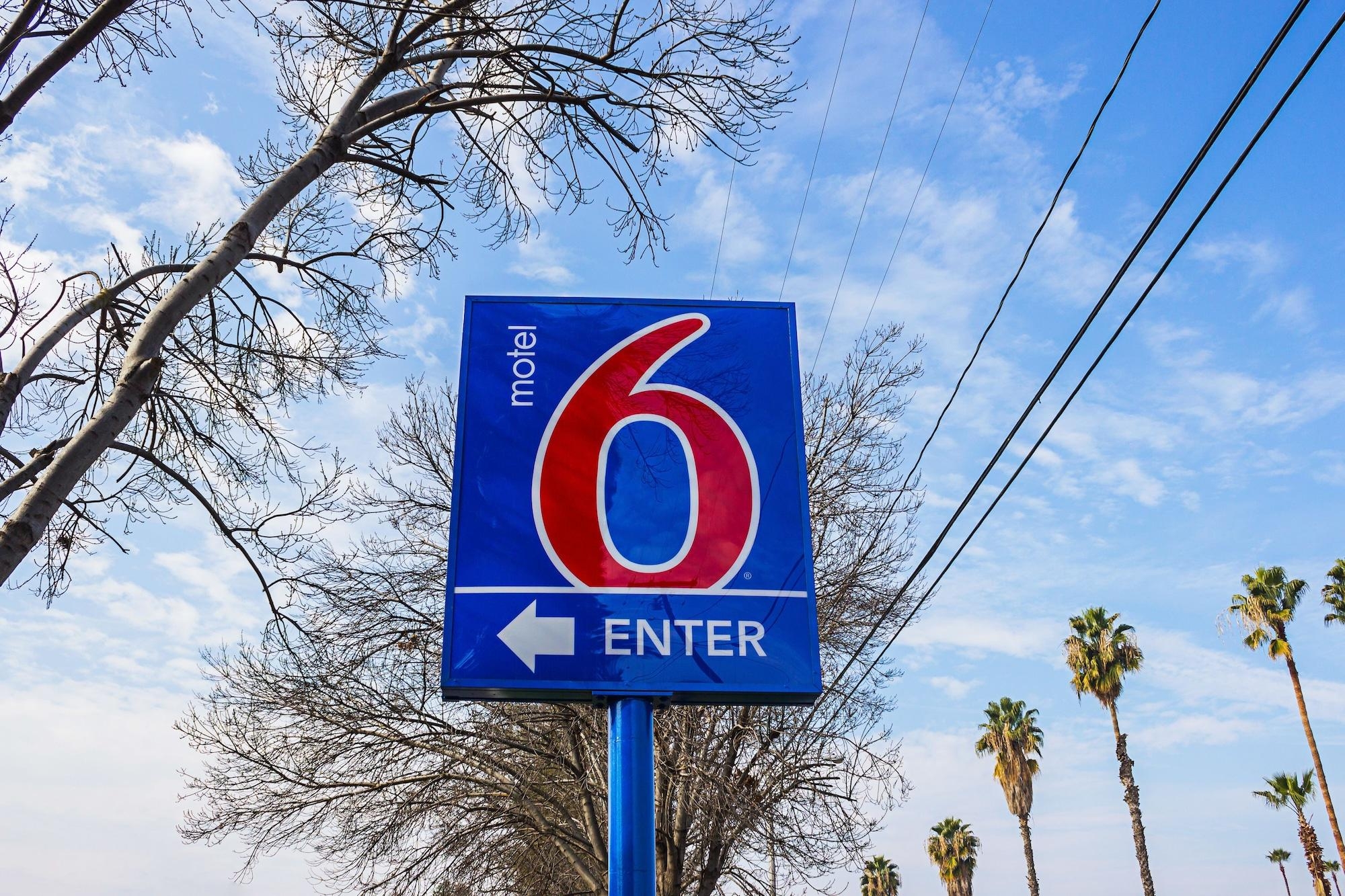 Motel 6 Porterville, CA